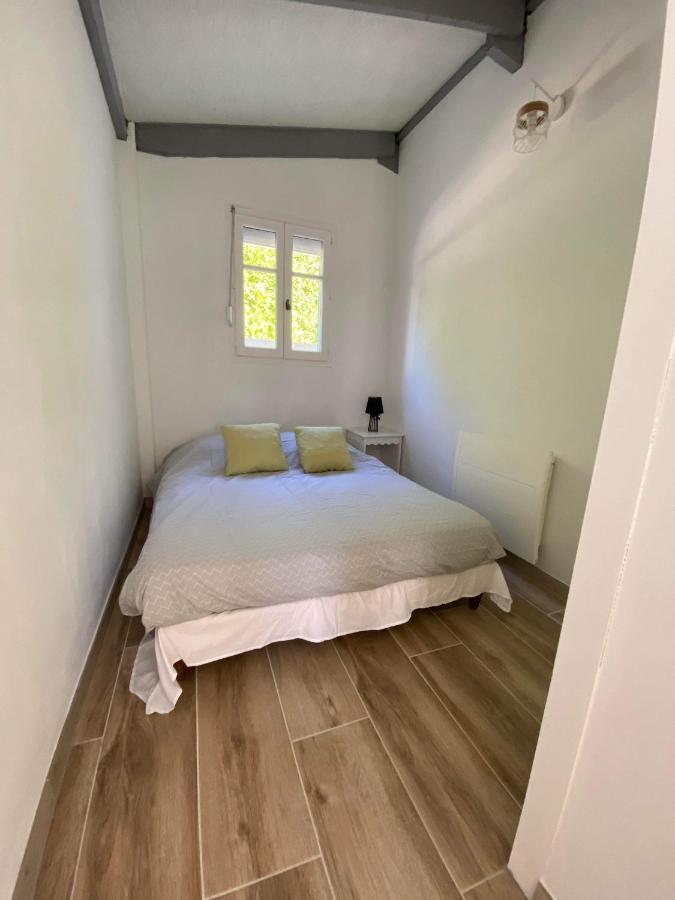 Maison Bord De Lac De Charmes Bannes  Kültér fotó